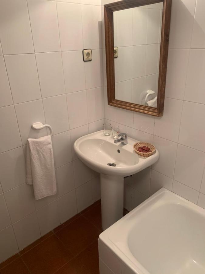 Vega del Cadorno Hotel Restaurante Rio Cuervo מראה חיצוני תמונה