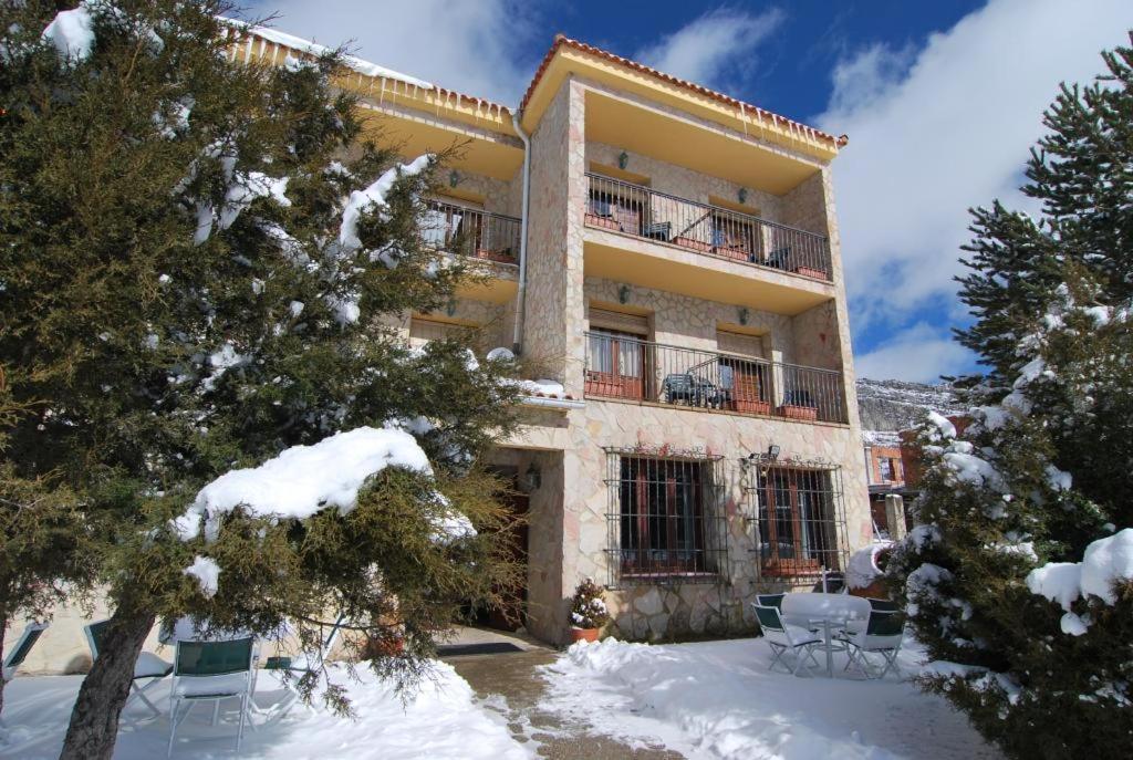 Vega del Cadorno Hotel Restaurante Rio Cuervo מראה חיצוני תמונה