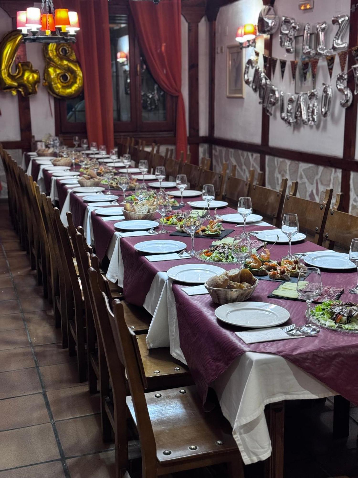 Vega del Cadorno Hotel Restaurante Rio Cuervo מראה חיצוני תמונה