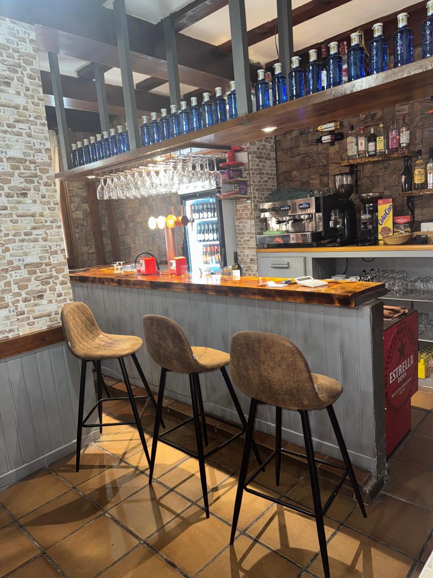 Vega del Cadorno Hotel Restaurante Rio Cuervo מראה חיצוני תמונה